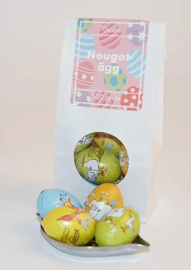 Nougat eggs 12g white bag with window 100g