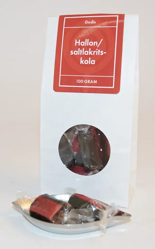 Hallon/Saltlakritskola kolafabriken vit påse med fönster 100g