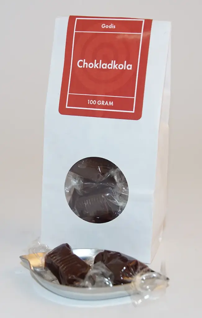 Chokladkola kolafabriken vit påse med fönster 100g