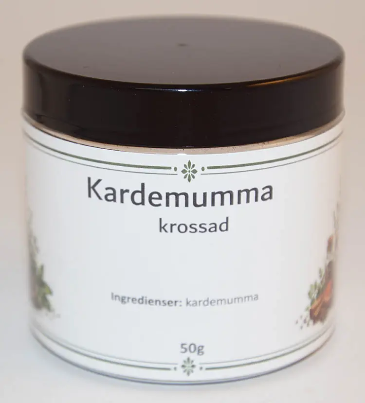 Kardemumma krossad i petburk med svart lock 50g