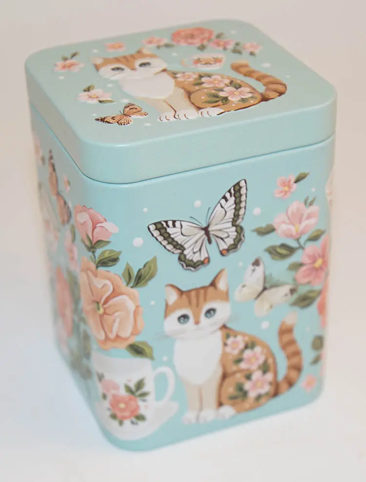 Cat tin with embossed pattern 100g