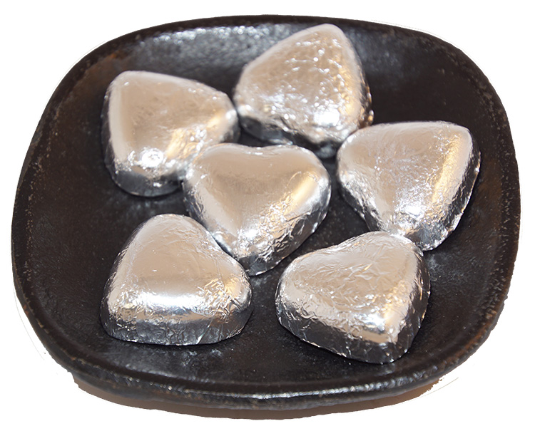 Milk chocolate hearts with silver paper bulk 1kg