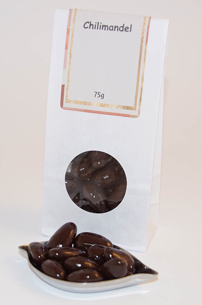 Chili almond white bag with window 75g