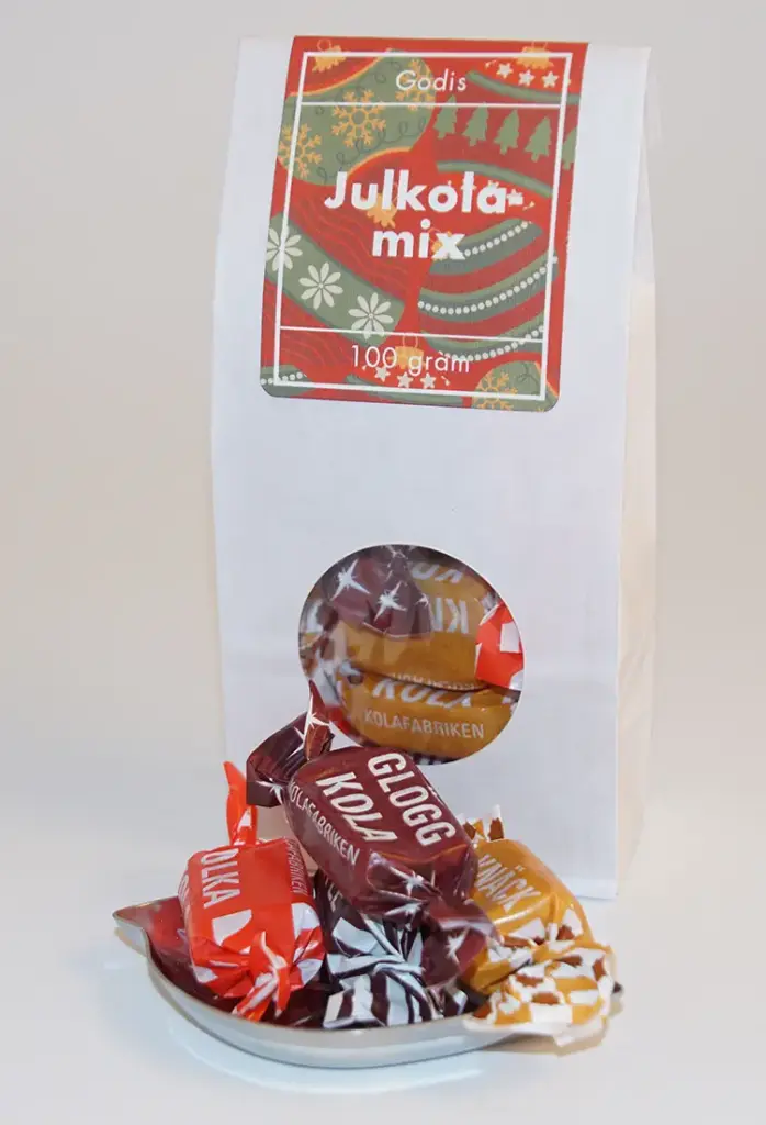 Christmas toffee mix Kolafabriken white bag with window 100g