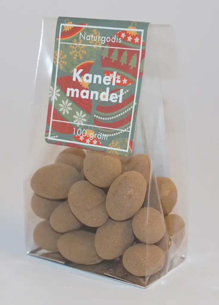 Cinnamon almond pack in stand-up pouch