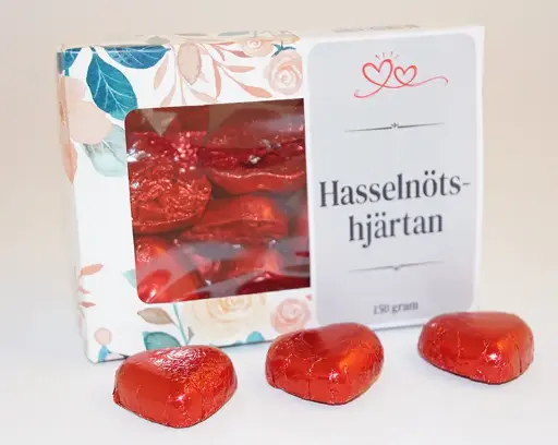 [J9458O] Hazelnut hearts RED in box 150g A