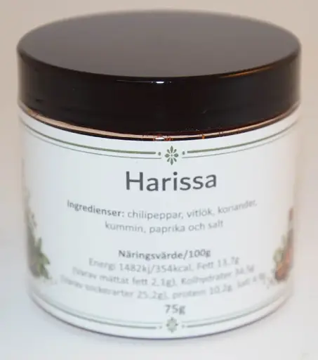 [S82D] Harissakrydda fp i PET med svart lock 75g